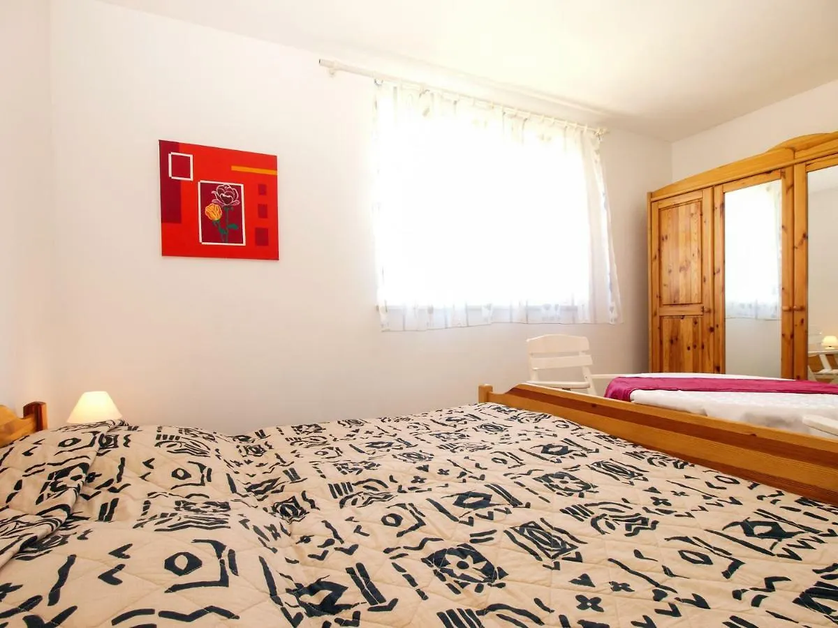 Apartments Kati 692 Premantura 0*,