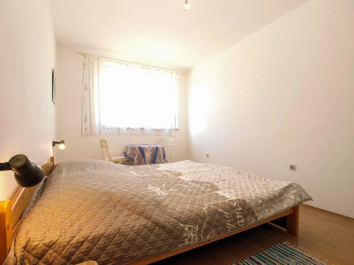 Apartments Kati 692 Premantura